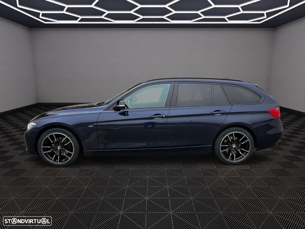BMW 318 d Touring Auto Line Sport - 3
