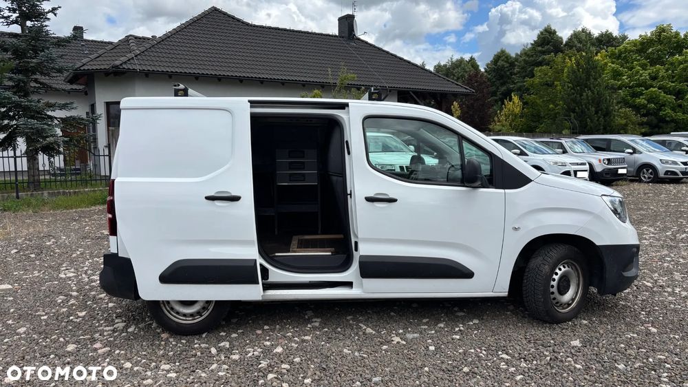 Opel COMBO - 4