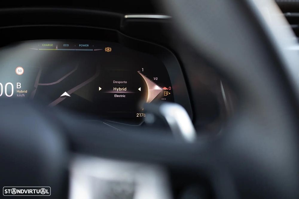 DS DS7 Crossback E-Tense Performance Line EAT8 - 13