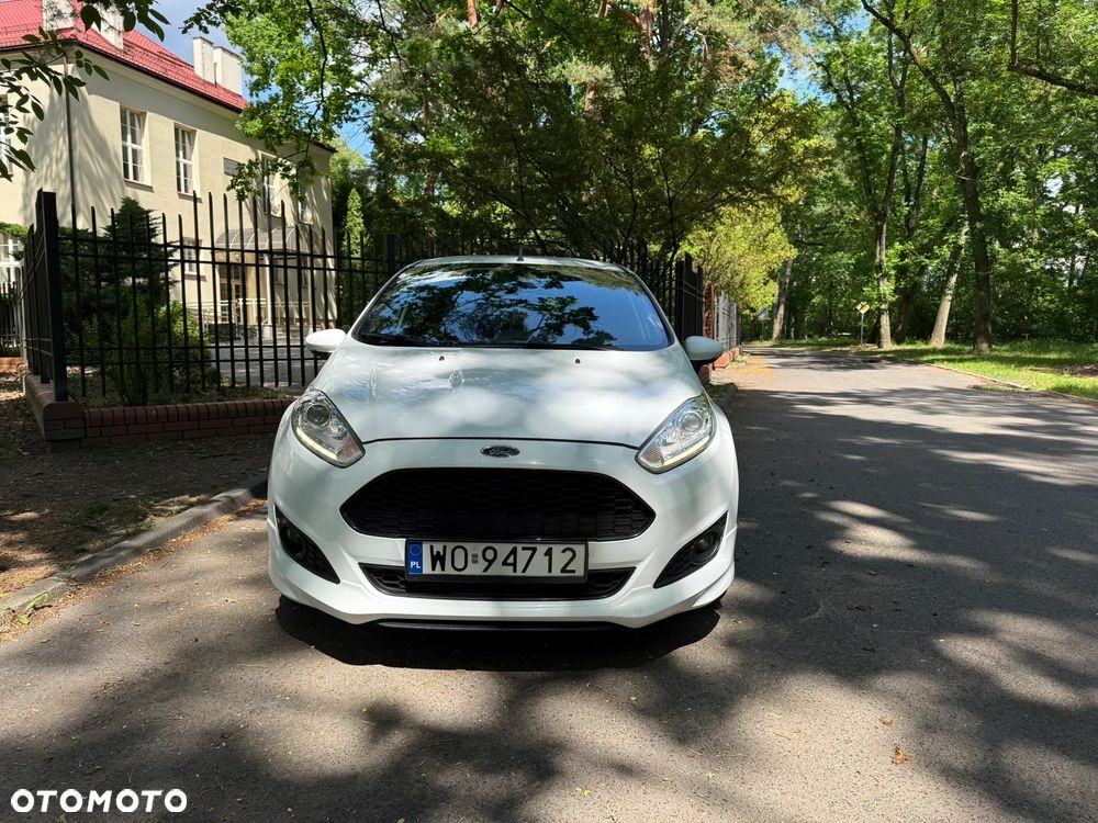 Ford Fiesta - 12