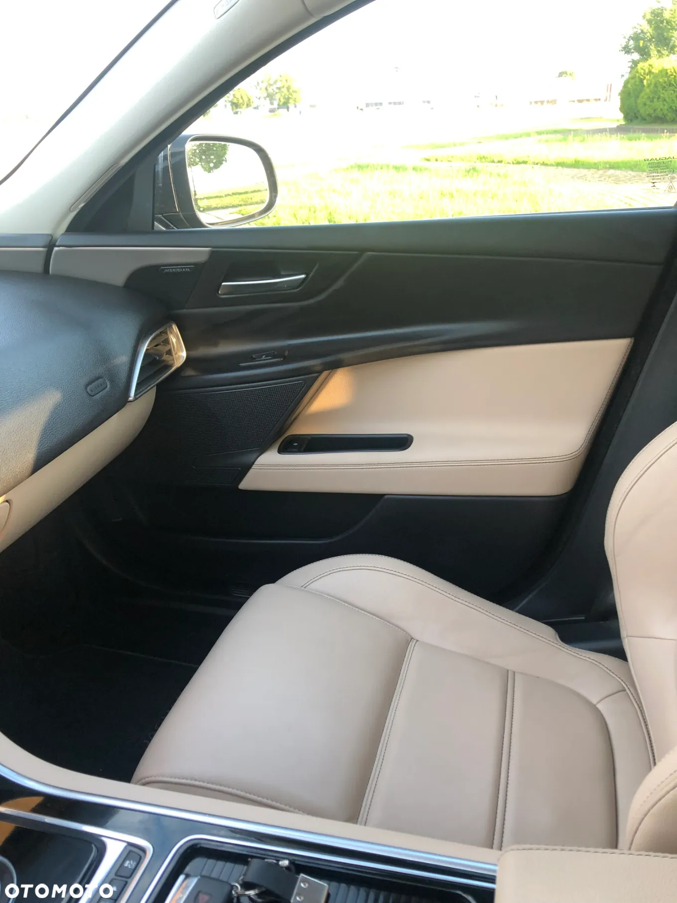 Jaguar XE 2.0 D AWD Prestige - 12