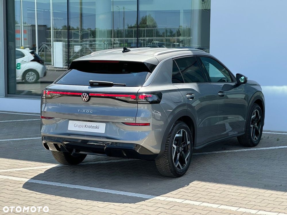 Volkswagen T-Roc 1.5 eTSI R-Line DSG - 6