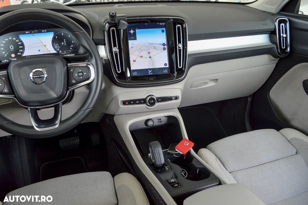 Volvo XC 40 D4 AWD Inscription - 27