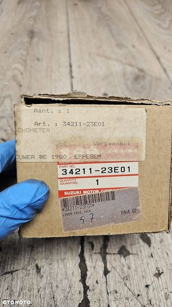 Kubek obudowa obrotomierza chrom Suzuki GSF 600 Bandit (95-99)  34211-23E01 - 2