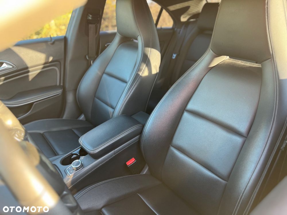Mercedes-Benz CLA 250 7G-DCT Sport - 21