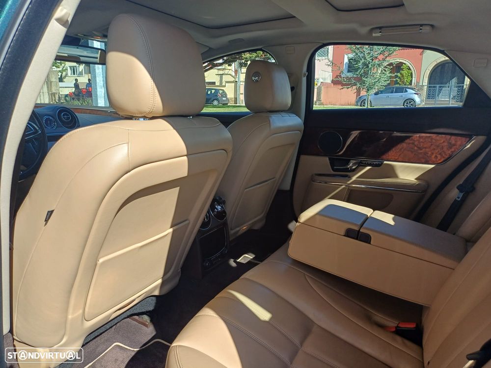Jaguar XJ 3.0 D V6 Premium Luxury - 18