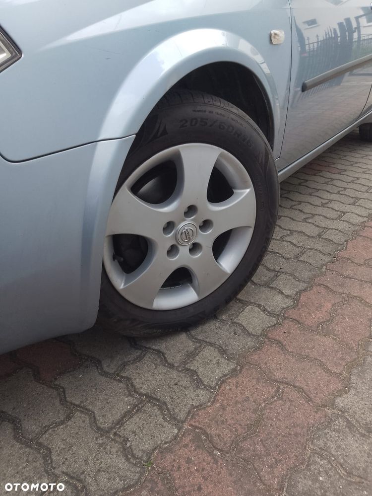 Nissan Primera - 6