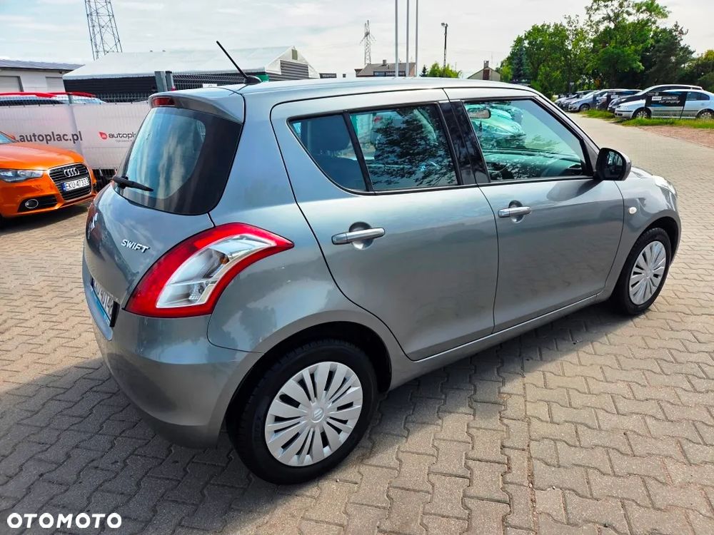 Suzuki Swift 1.2 Club - 8