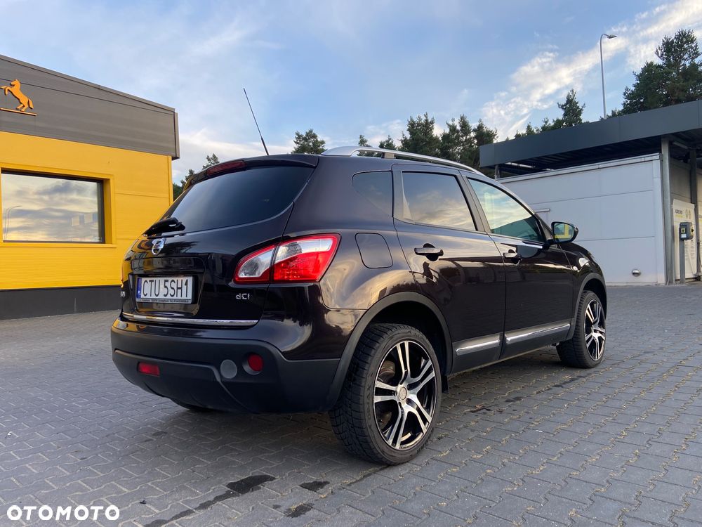 Nissan Qashqai 2.0 dCi 4x4 Tekna - 4