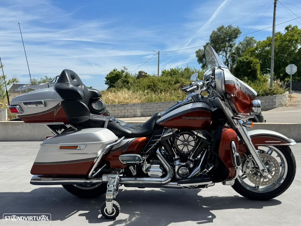 Harley-Davidson Ultra FLHTKSE Ultra Limited CVO - 1