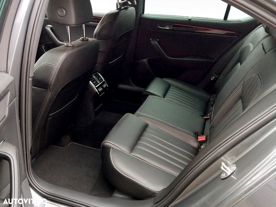 Skoda Superb 1.4 TSI DSG L&K - 23