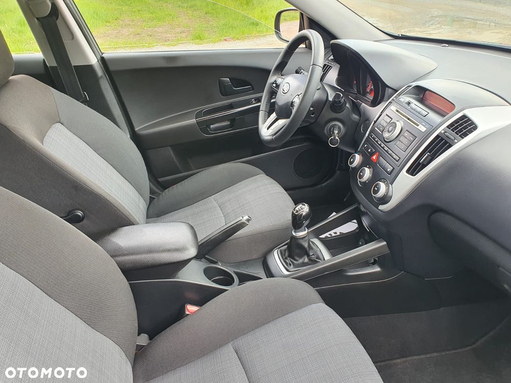 Kia Ceed 1.6 CVVT Vision - 12