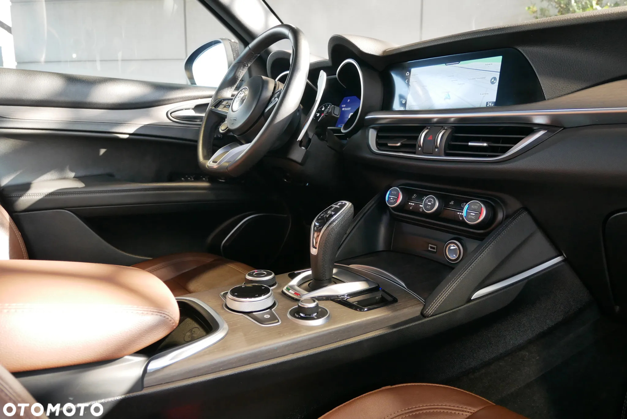 Alfa Romeo Stelvio 2.0 Turbo 16V AT8-Q4 Executive - 29