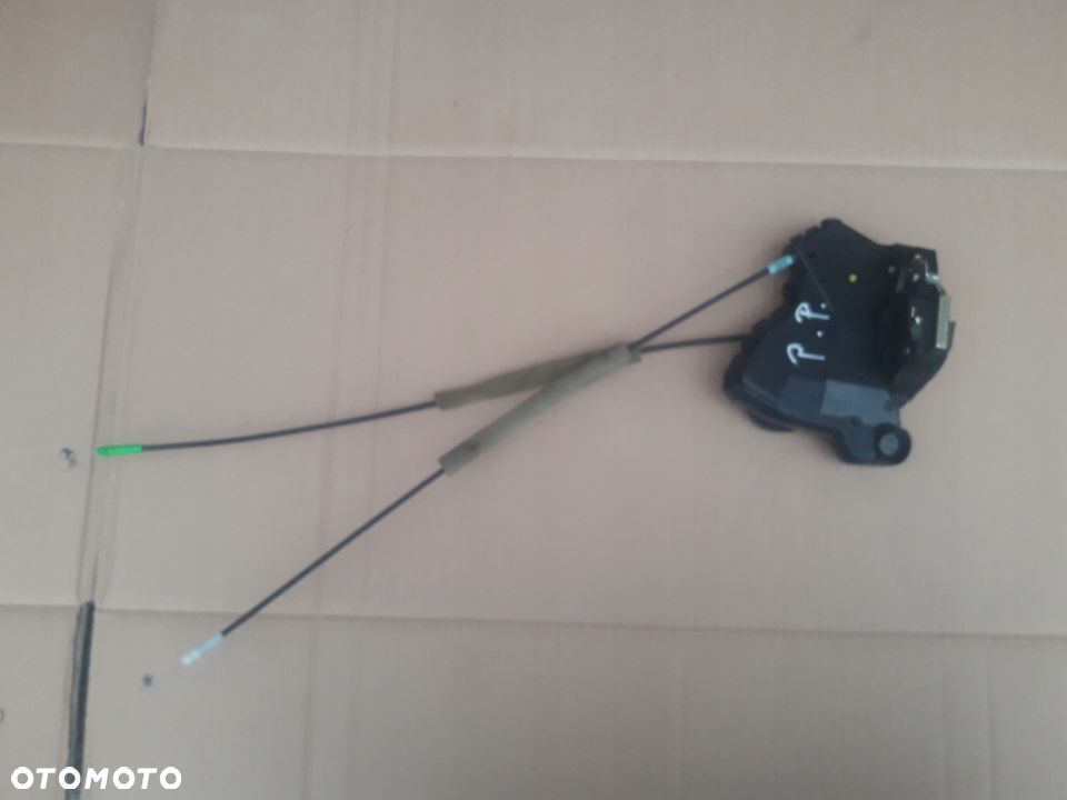 COROLLA E12 HB ZAMEK DRZWI PRAWY PRZÓD 2 PIN EURO - 1