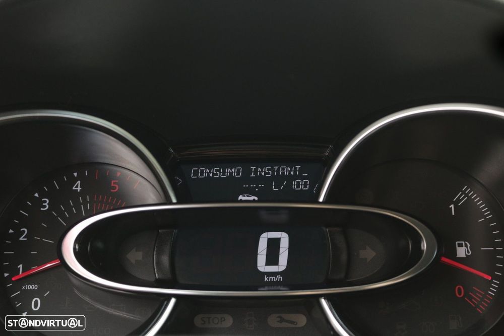 Renault Clio Sport Tourer 1.5 dCi Limited - 38