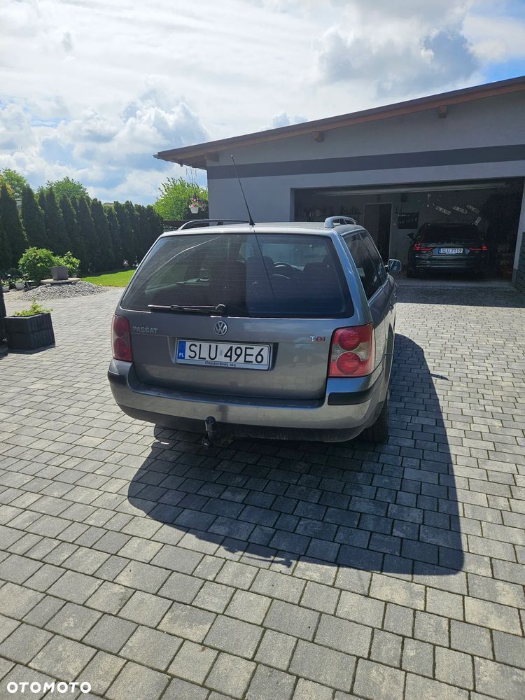 Volkswagen Passat 1.9 TDI Basis - 4