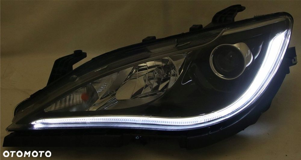 Reflektor Lampa Przód Xenon CHRYSLER PACIFICA II 2016-2020 L - 2