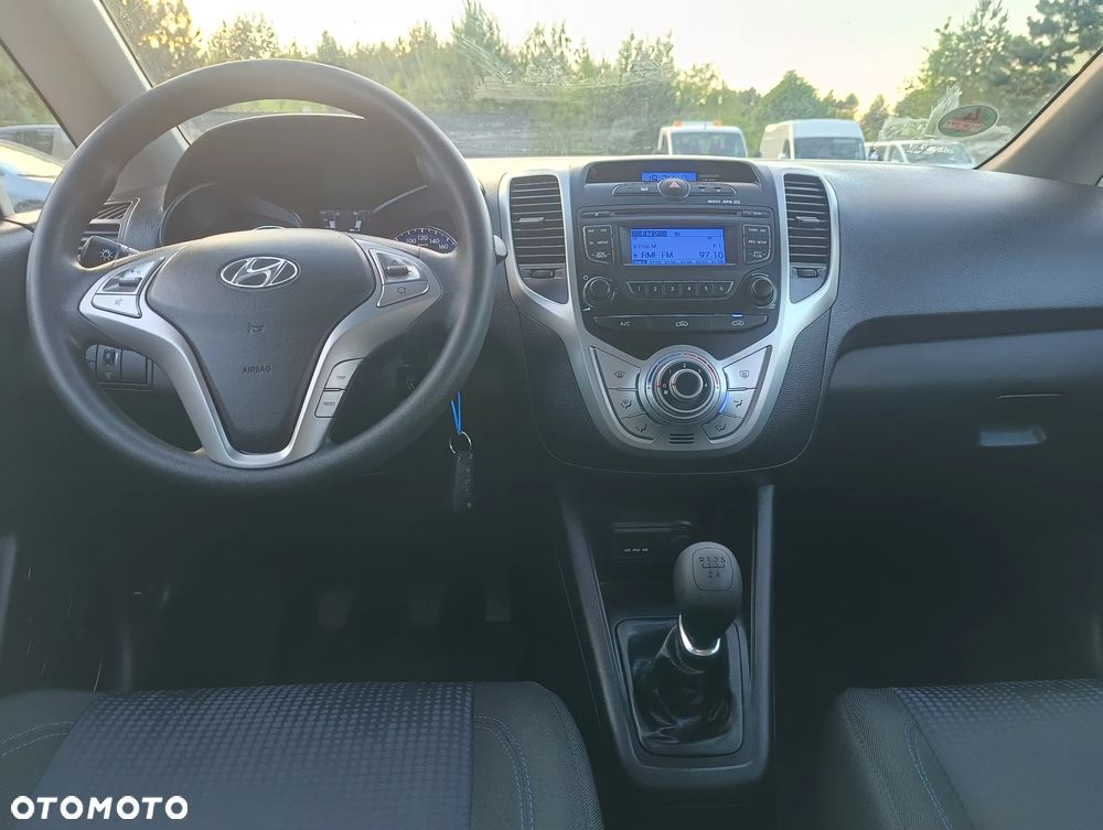 Hyundai ix20 1.4 Trend - 18