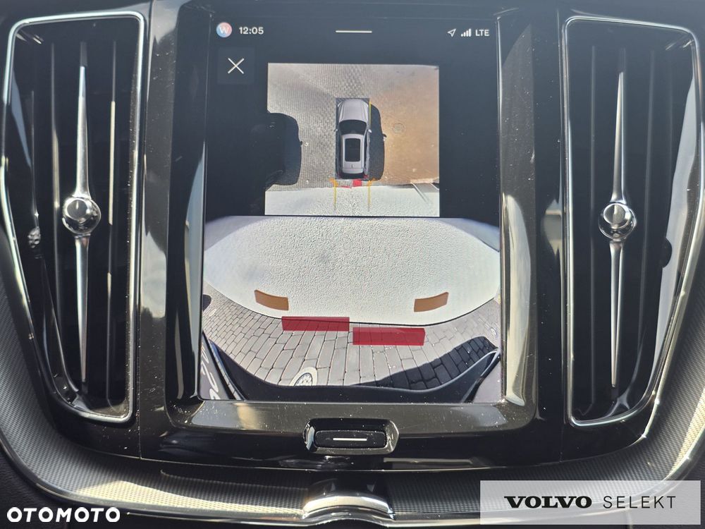 Volvo XC 60 - 30
