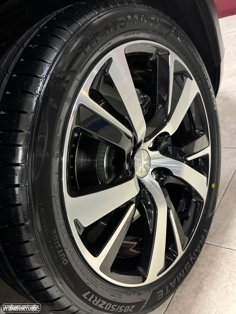 Peugeot 2008 1.2 PureTech GT Line - 8