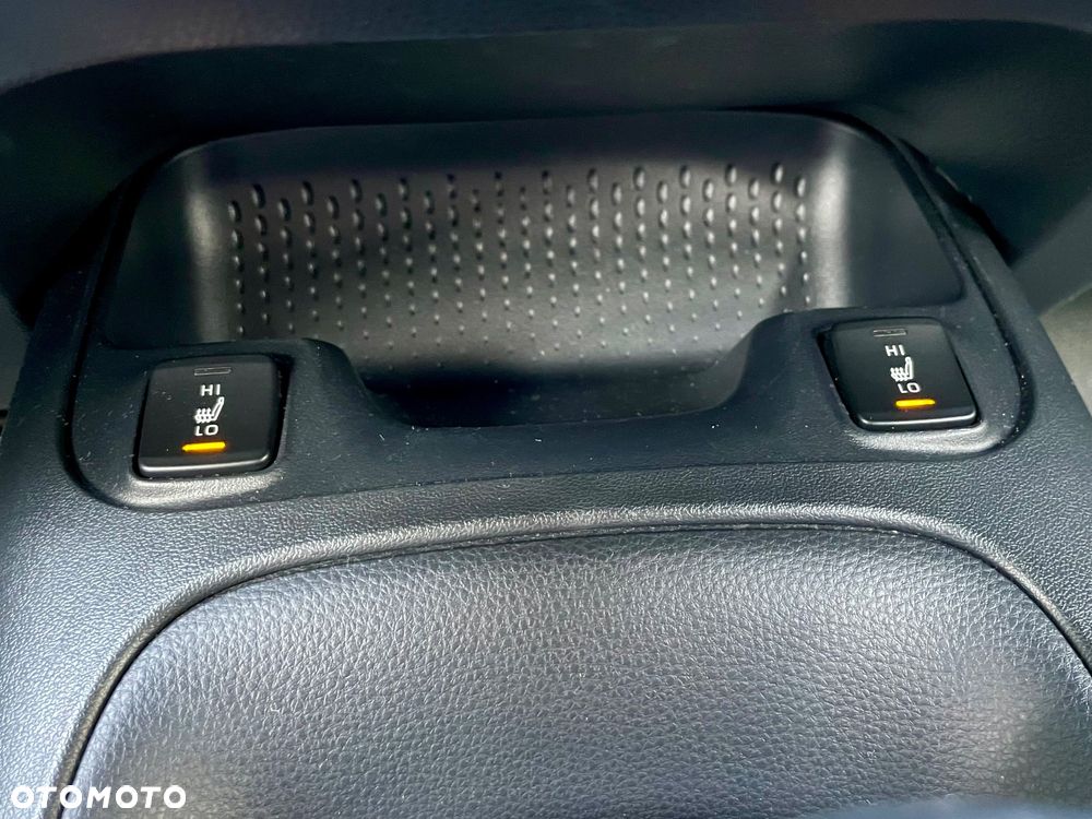 Toyota Corolla 1.8 Hybrid GPF Comfort - 9