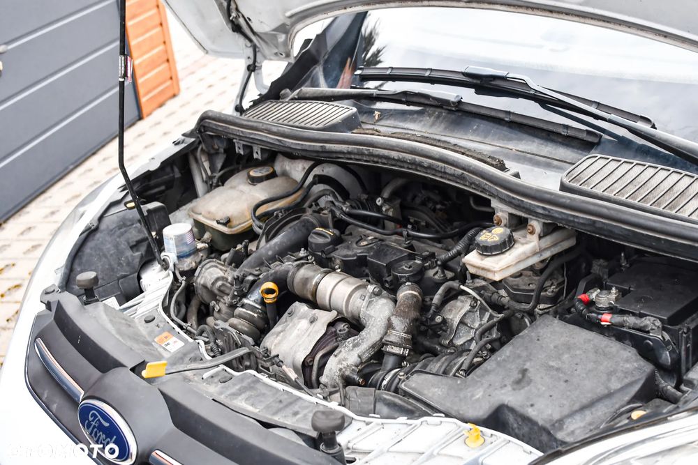 Ford C-MAX - 19