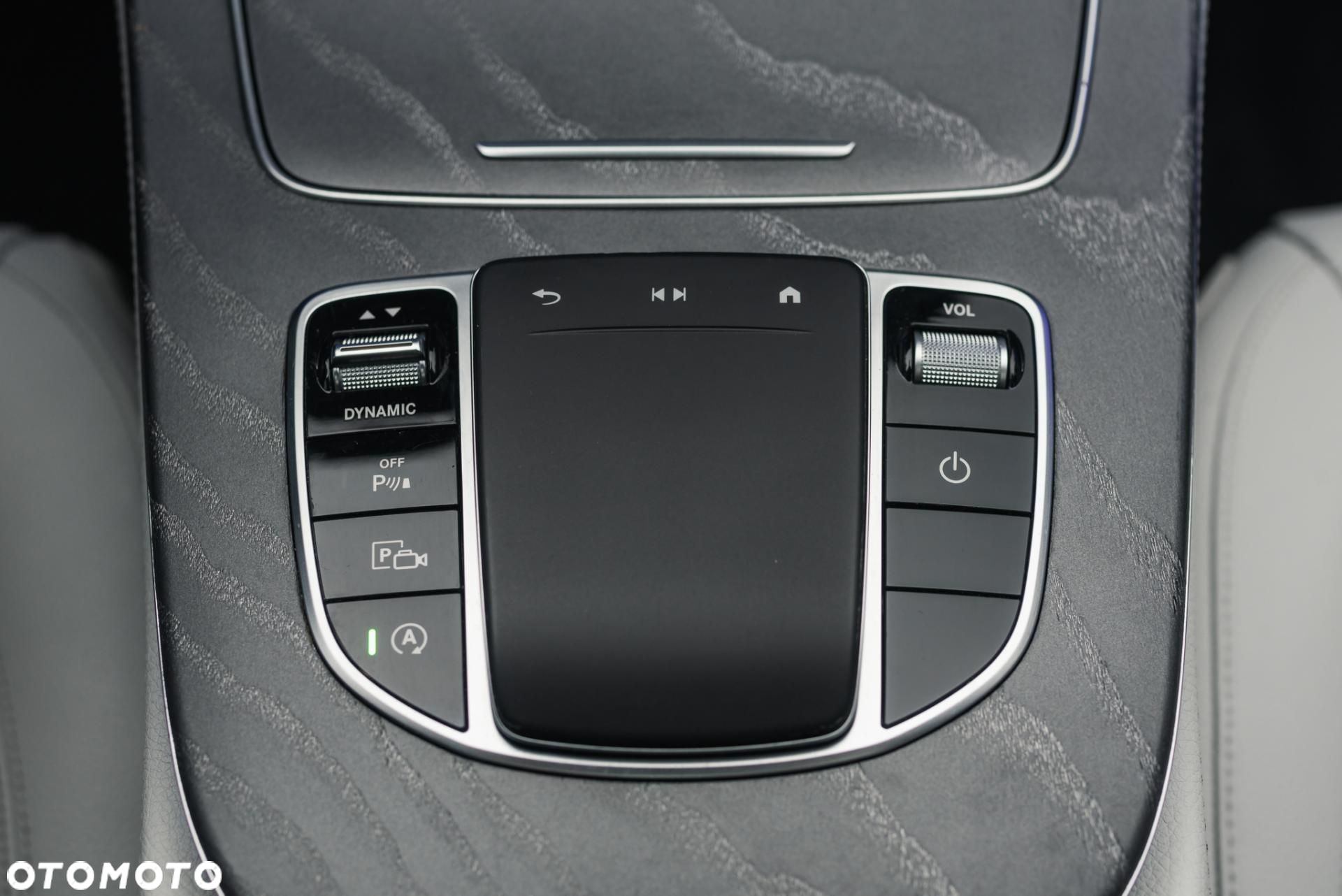 Mercedes-Benz Klasa E - 25