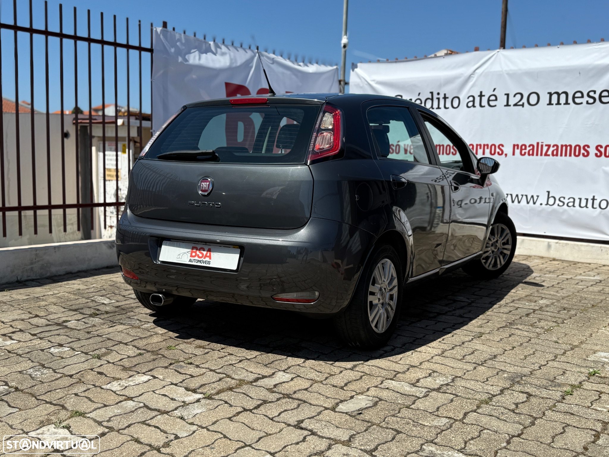 Fiat Punto 1.3 M-Jet Lounge S&S - 11