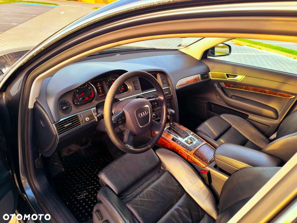 Audi A6 Avant 4.2 quattro tiptronic - 21