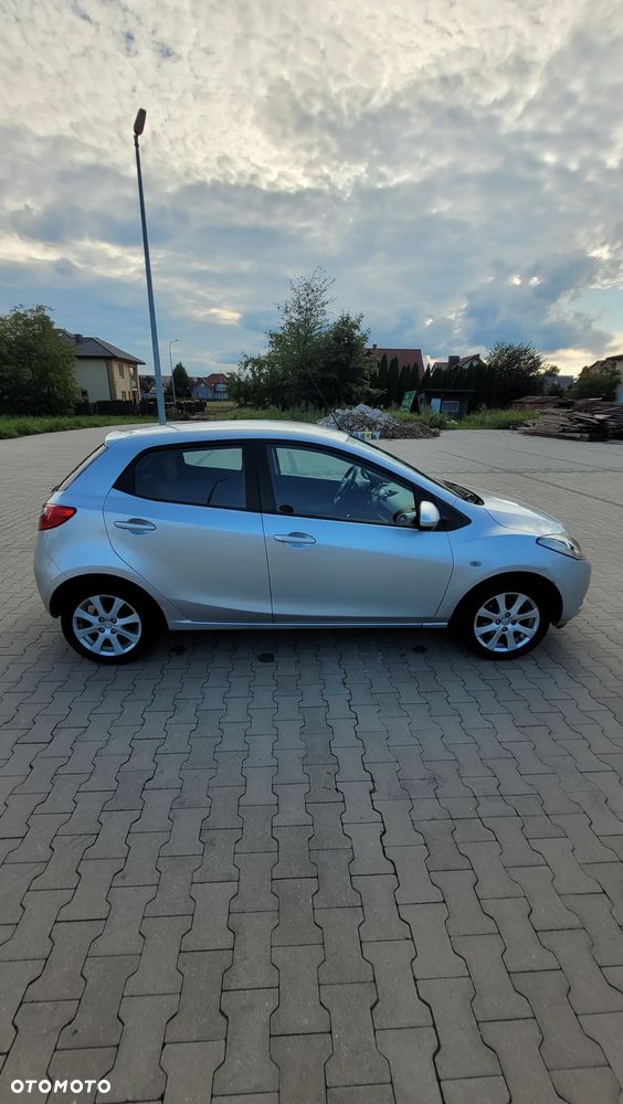 Mazda 2 1.3 Exclusive - 9