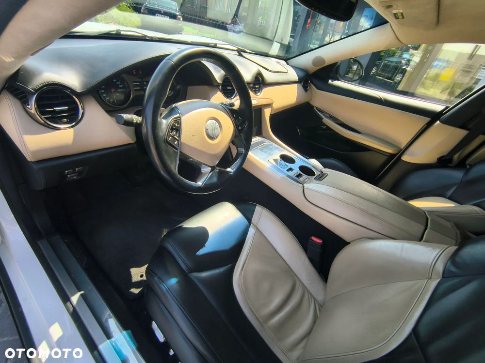 Fisker Karma - 25