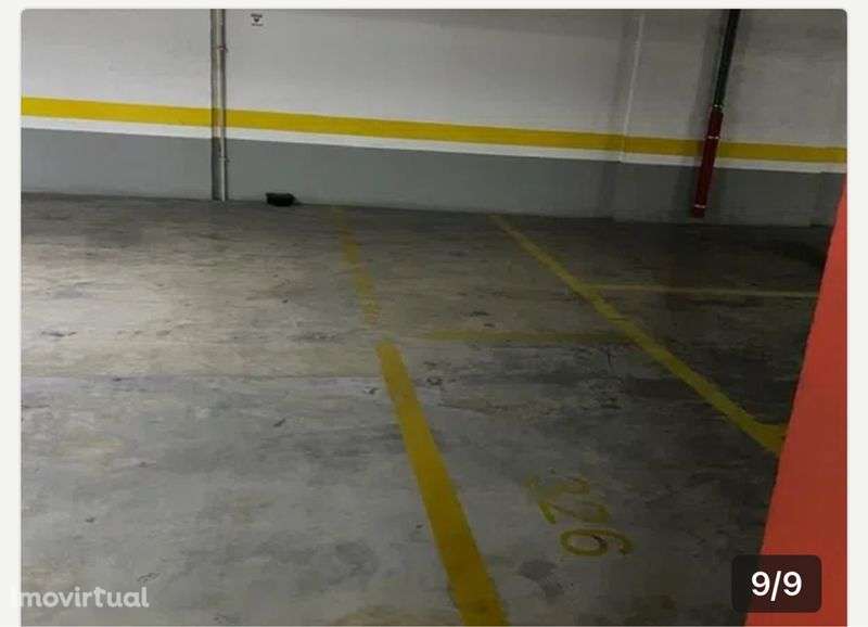 Garagem mota Telheiras praca central lisboa - Grande imagem: 2/6