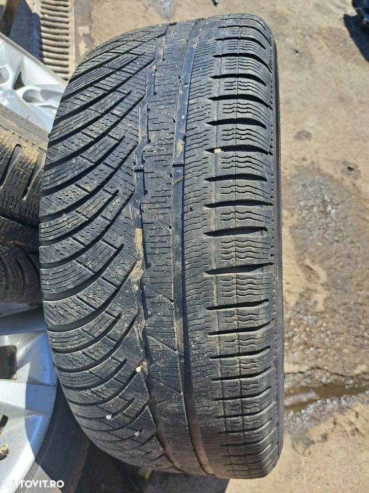 Janta Roata originala BMW pe 18 Style V-Spoke 328 8Jx18 ET30 distanta prezoane 5x120 - 7