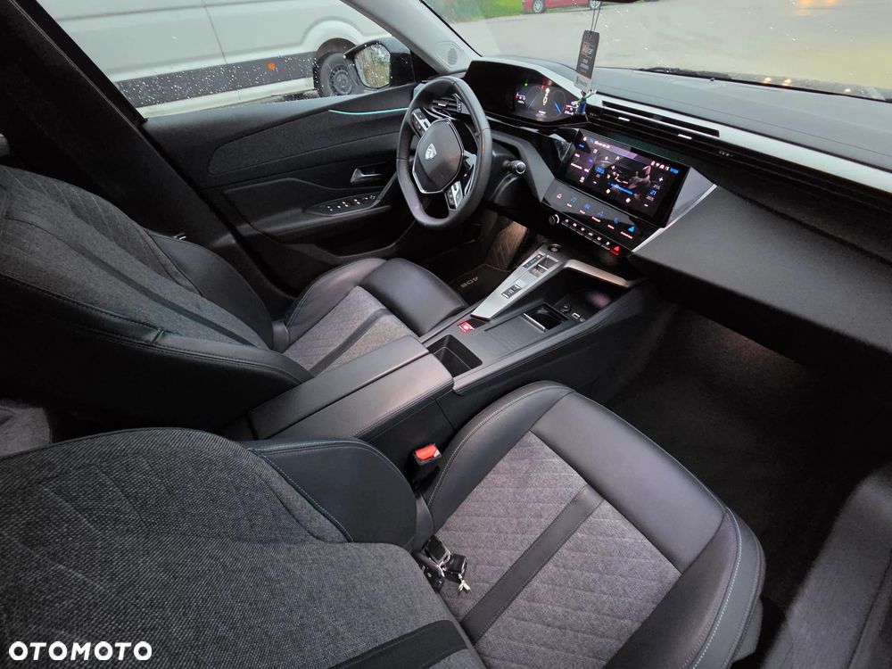 Peugeot 408 1.2 PureTech Allure Pack S&S EAT8 - 8