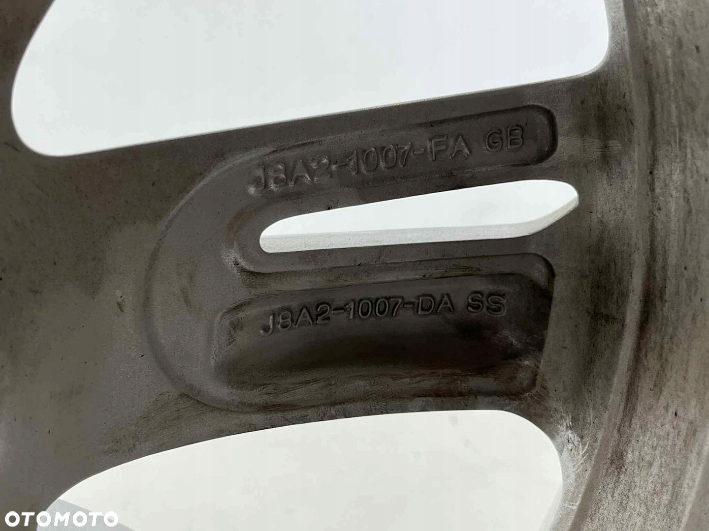 RANGE ROVER LAND ROVER VELAR L560 FELGA 8.5JX20 ET45 5X108 - 6