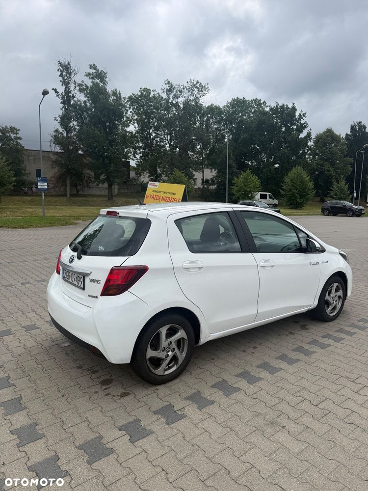 Toyota Yaris - 7