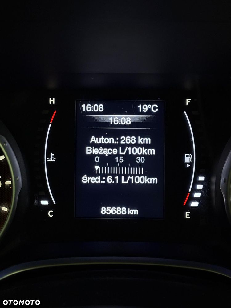 Jeep Compass 1.6 MultiJet Sport - 23
