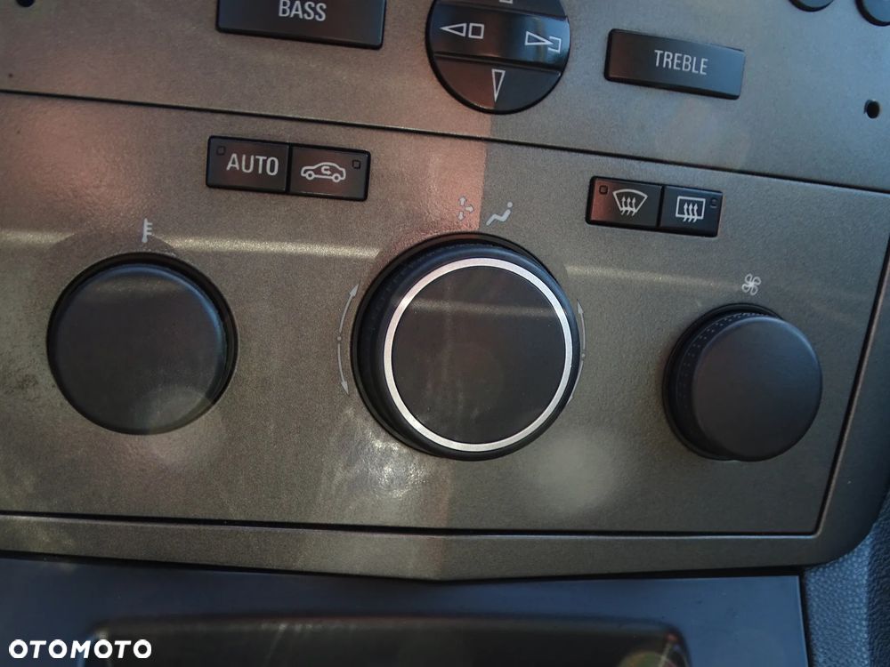 Opel Zafira 2.2 Enjoy - 26