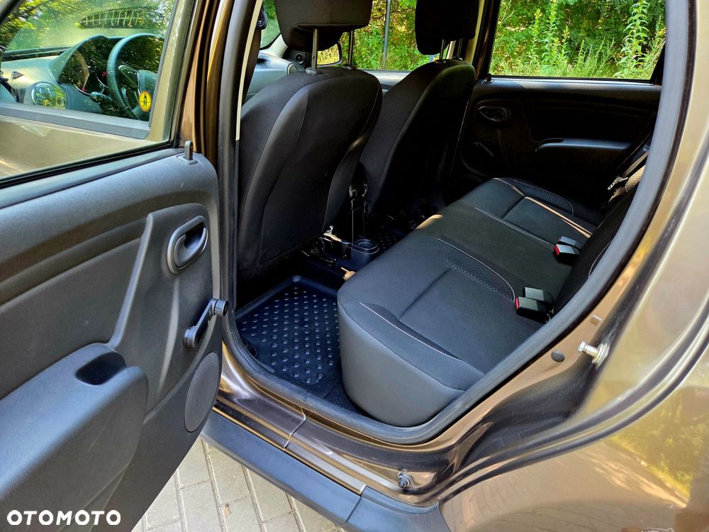 Dacia Duster 1.6 SCe Open S&S - 13