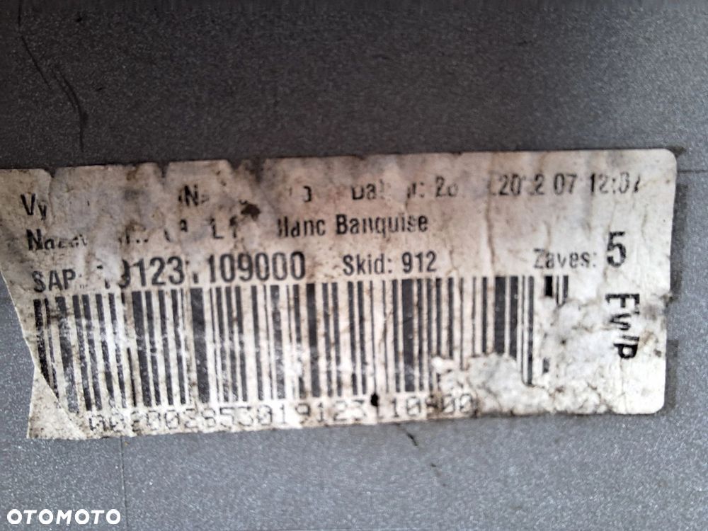 CITROEN C3 III LIFT 20-24 KOLOR: EWP BLANC BANQUISE ZDERZAK PRZÓD PRZEDNI ORYG 9835941177 WYSYŁKA 24H - 15