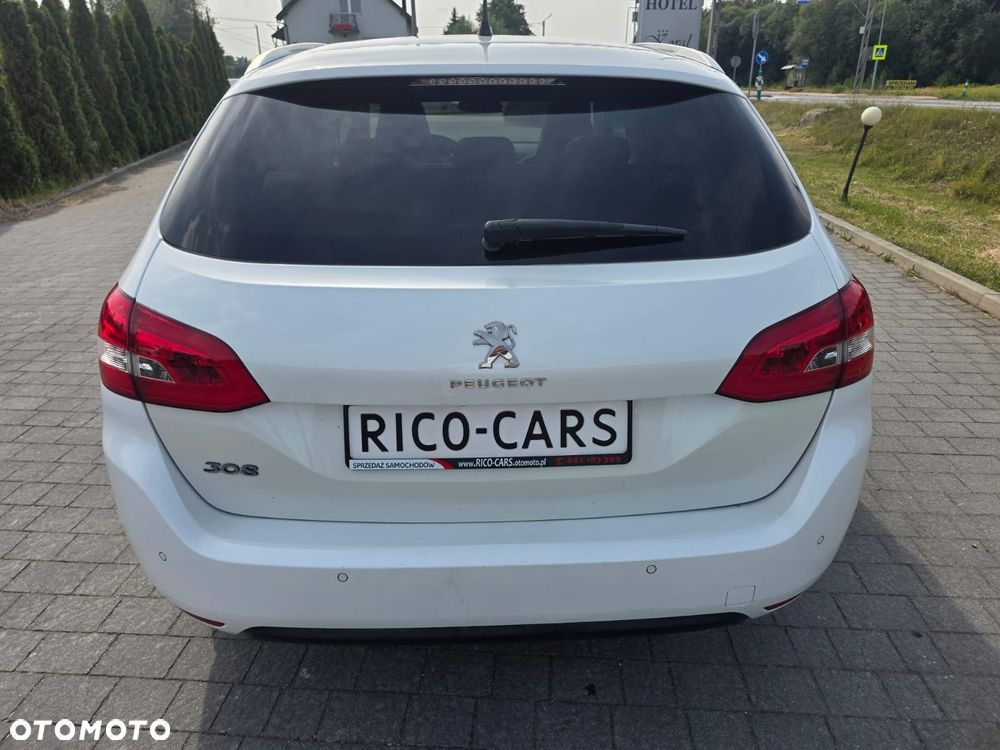 Peugeot 308 - 3