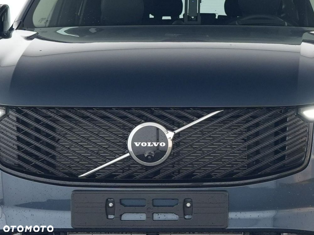 Volvo XC 90 T8 AWD Plug-In Hybrid Ultra Dark 7os - 4