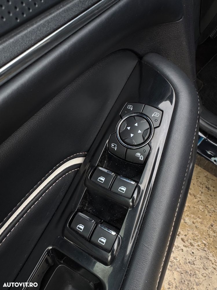 Ford Edge 2.0 Panther A8 AWD Vignale - 14