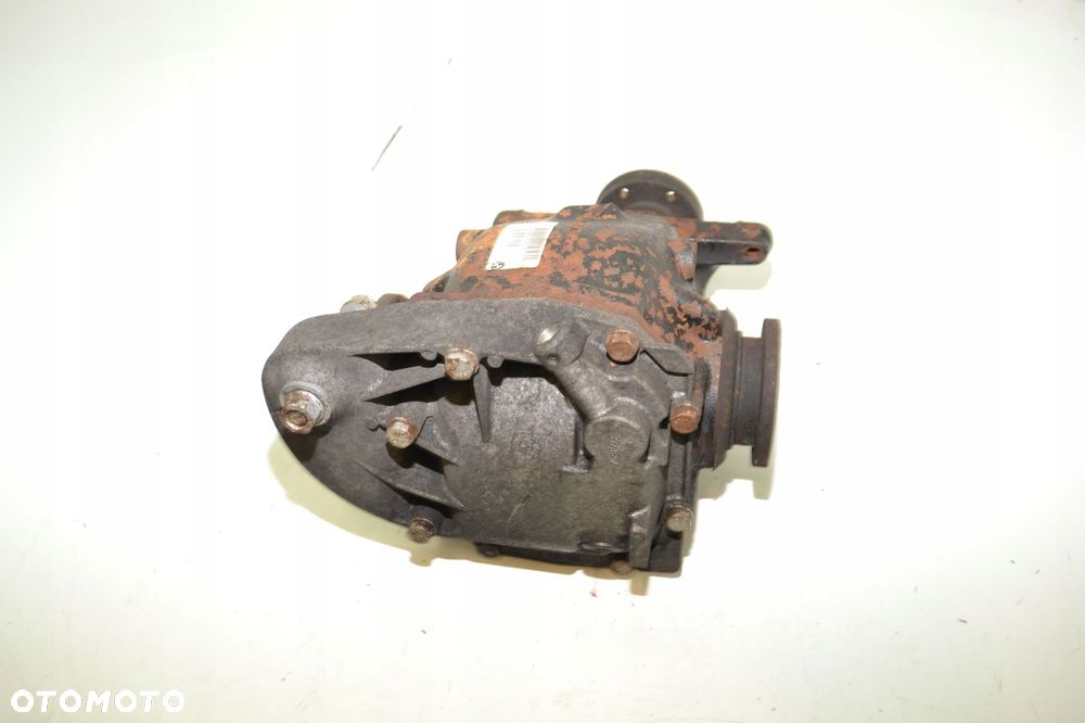 BMW E60 E61 DYFER MOST TYŁ TYLNY 3.23 7560591 - 5
