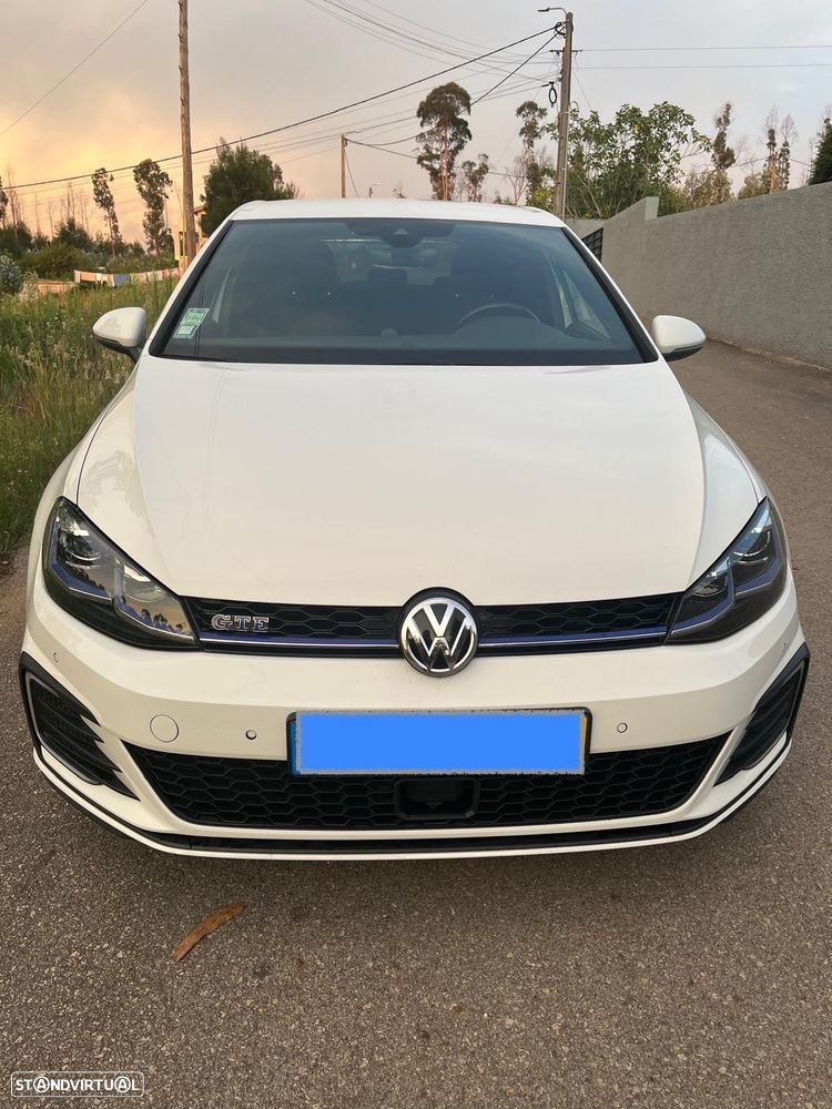 VW Golf - 1
