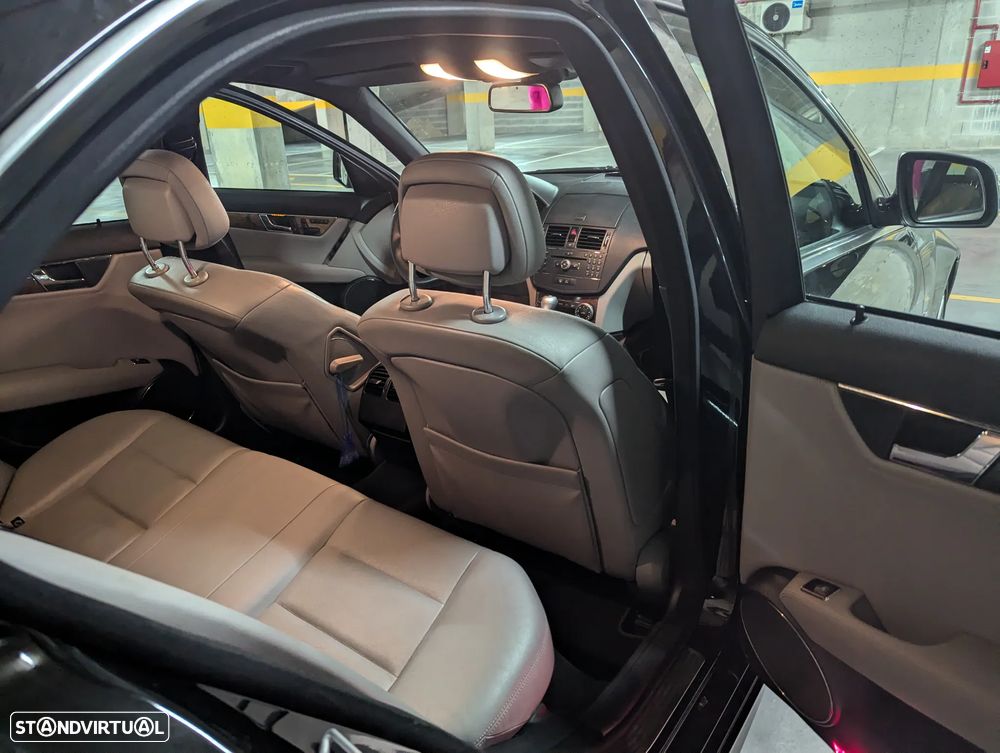 Mercedes-Benz C 320 CDi Avantgarde Auto. - 7