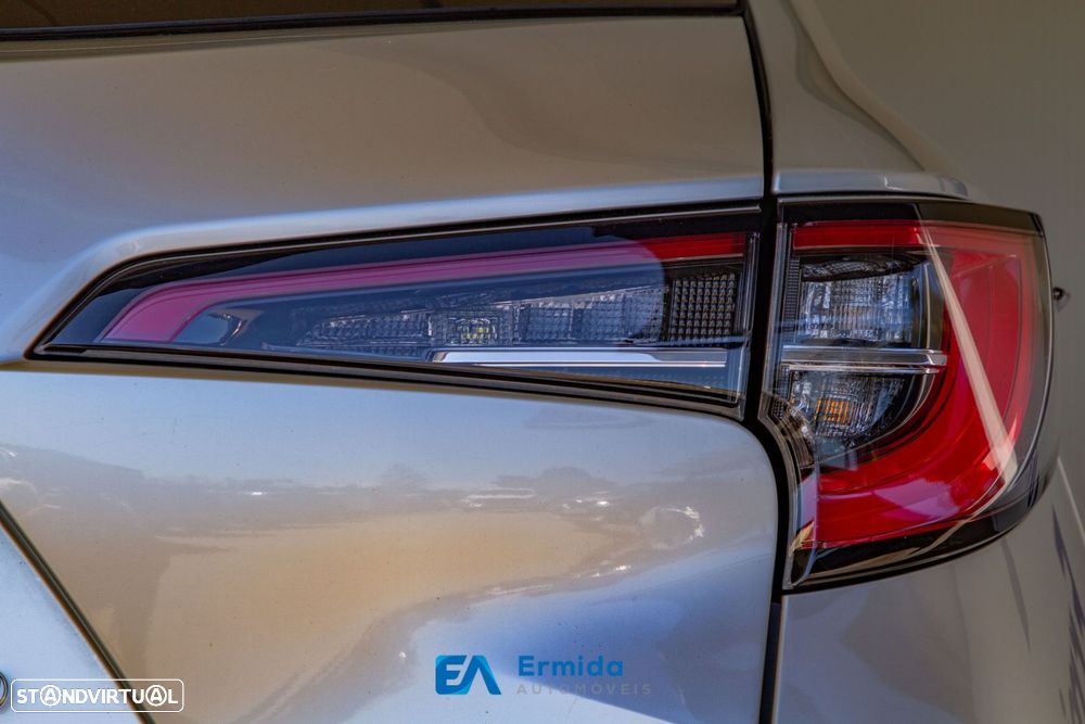 Toyota Corolla Touring Sports - 11