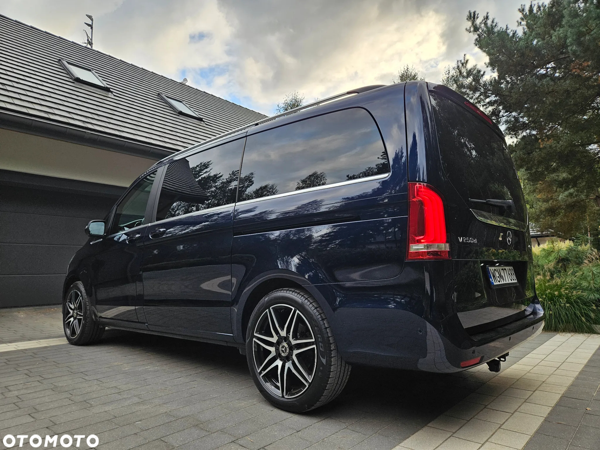Mercedes-Benz Klasa V 250 d 4-Matic Avantgarde 9G-Tronic (d³ugi) - 16