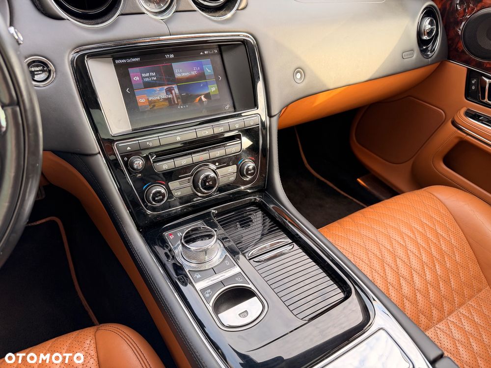 Jaguar XJ 3.0 V6 Kompressor Portfolio - 24