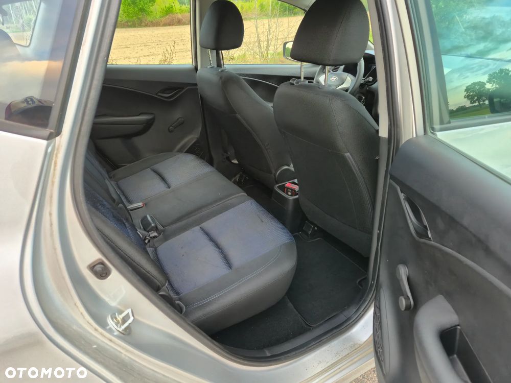 Hyundai ix20 1.4 CRDi Classic - 19
